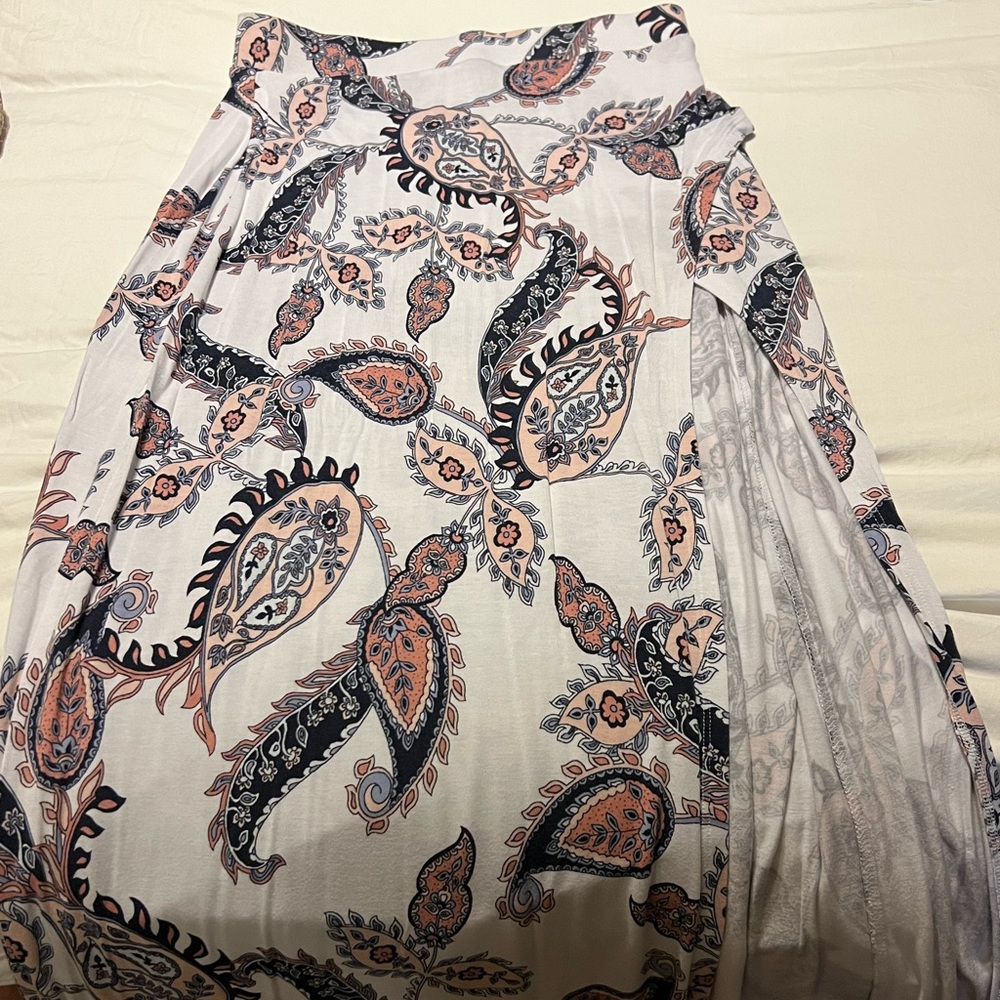 Maxi skirt